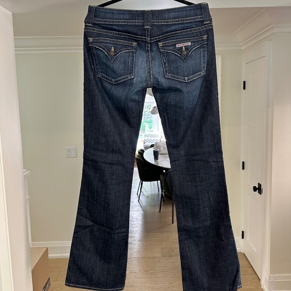 Hudson - Stretch bootcut jeans w/ triangular flap pockets in dark wash, Size 29 - Picture 7 of 16